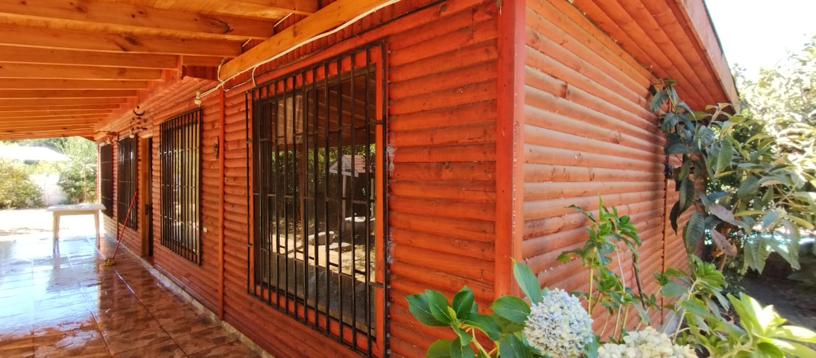 CASA EN EL CAMPO A 10 MINUTOS DE LA CIUDAD